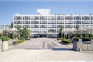秋田大学医学部校舎
