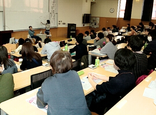 大学院特別講義　退院支援・在宅看護の実践　『地域へつなぐ　地域でつなぐ』を開催しました！