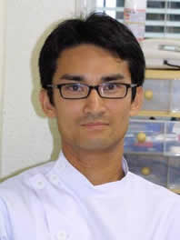 成田　伸太郎