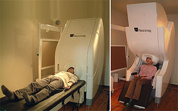 脳磁図計測室の概観：坐位でも臥位でも計測可能
