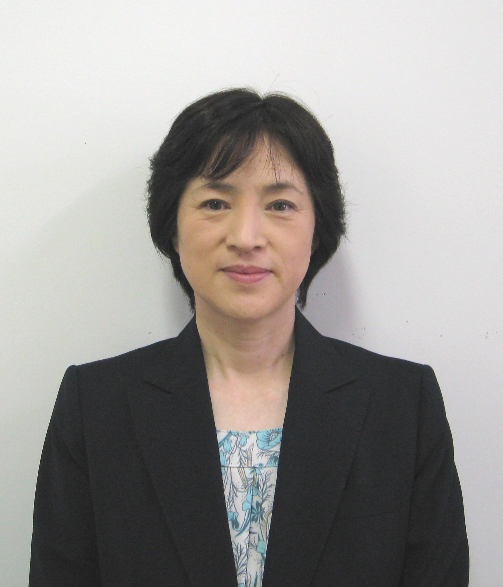 佐々木真紀子先生 写真