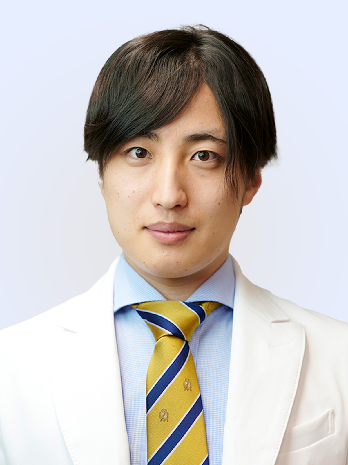 山崎　友也